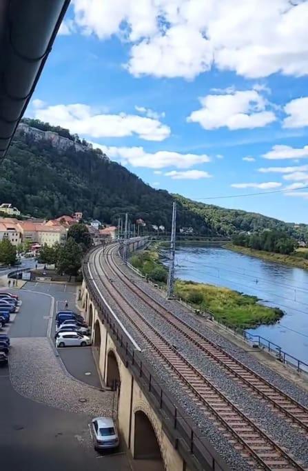 Ferienwohnung Elbblick Königstein Exterior foto